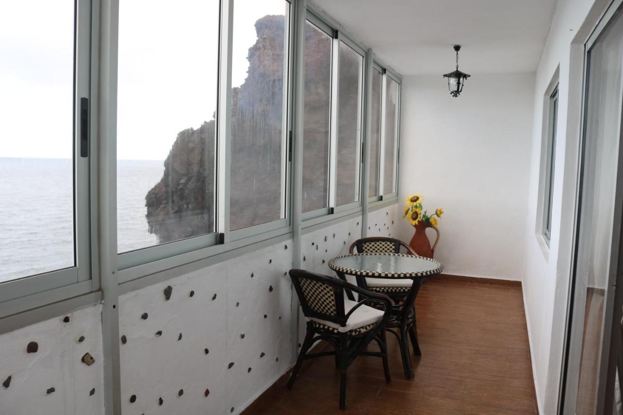 Apartment On The Beach And Ocean Sounds Fasnia Exteriér fotografie