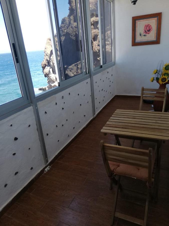 Apartment On The Beach And Ocean Sounds Fasnia Exteriér fotografie